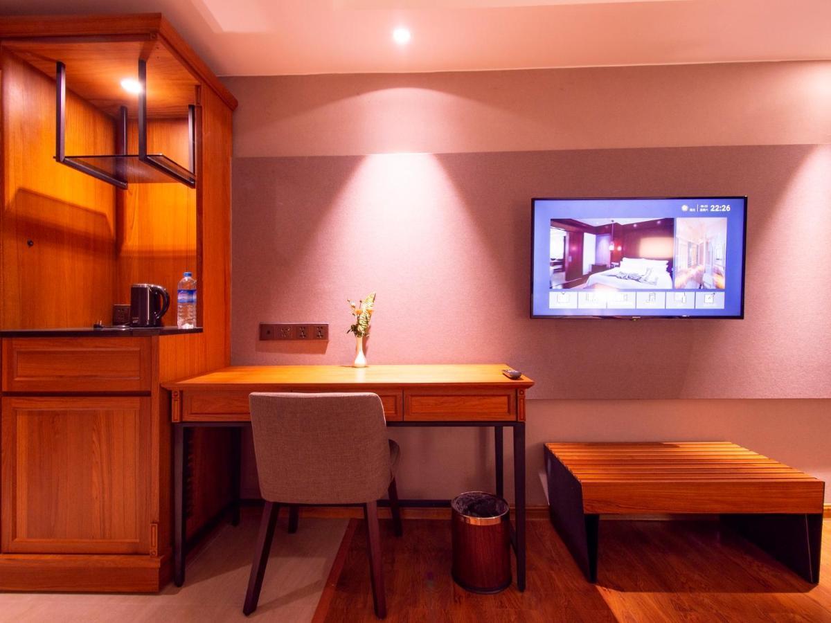 Prince Hotel Yangon Dış mekan fotoğraf