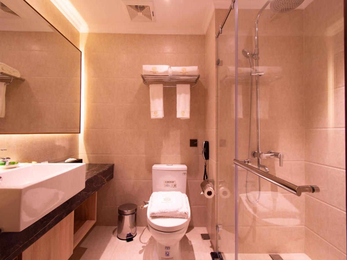 Prince Hotel Yangon Dış mekan fotoğraf